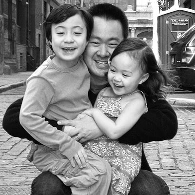 Early Picture of Amalia Yoo, her father and her brother